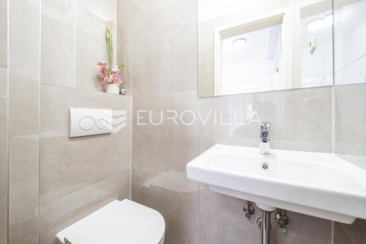 Zagreb, Trešnjevka, uređen četverosoban stan NKP 122, 35 m2