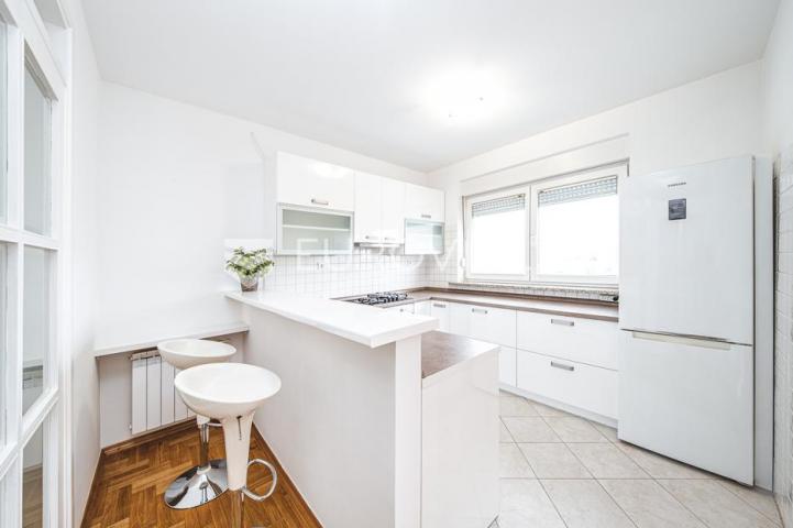 Zagreb, Trešnjevka, uređen četverosoban stan NKP 122, 35 m2