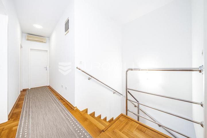 Zagreb, Trešnjevka, uređen četverosoban stan NKP 122, 35 m2
