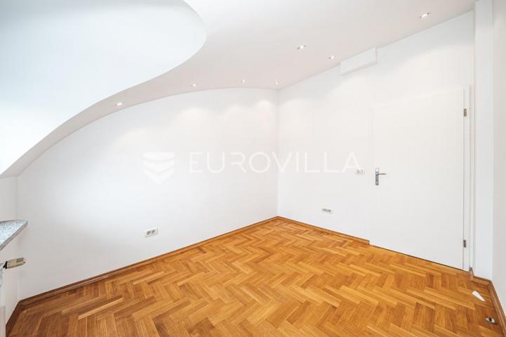 Zagreb, Trešnjevka, uređen četverosoban stan NKP 122, 35 m2