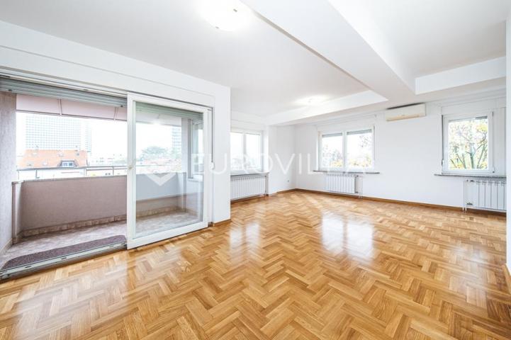 Zagreb, Trešnjevka, uređen četverosoban stan NKP 122, 35 m2