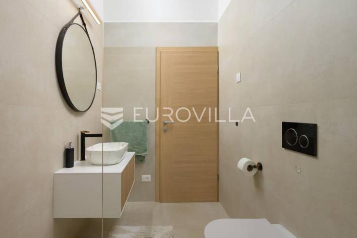 Istra, Matohanci, predivna prizemnica 139 m² s grijanim bazenom na mirnoj lokaciji