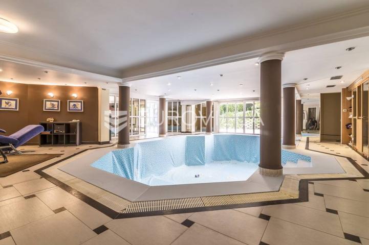Zagreb, Gračani luksuzno obiteljsko imanje, vila 810 m² na zemljištu 3.965 m²