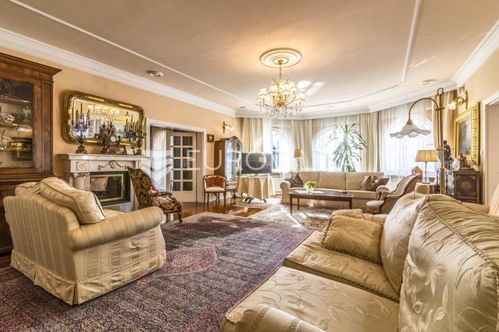 Zagreb, Gračani luksuzno obiteljsko imanje, vila 810 m² na zemljištu 3.965 m²