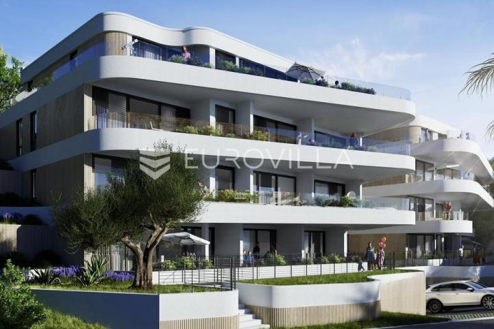 Opatija, Volosko, luksuzan četverosoban stan 149,62 m², pogled na more
