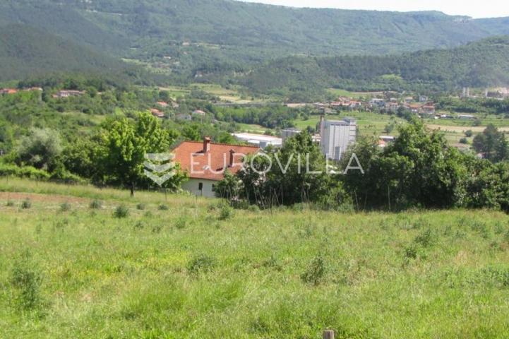 Istra, Buzet, građevinsko zemljište s idejnim projektom