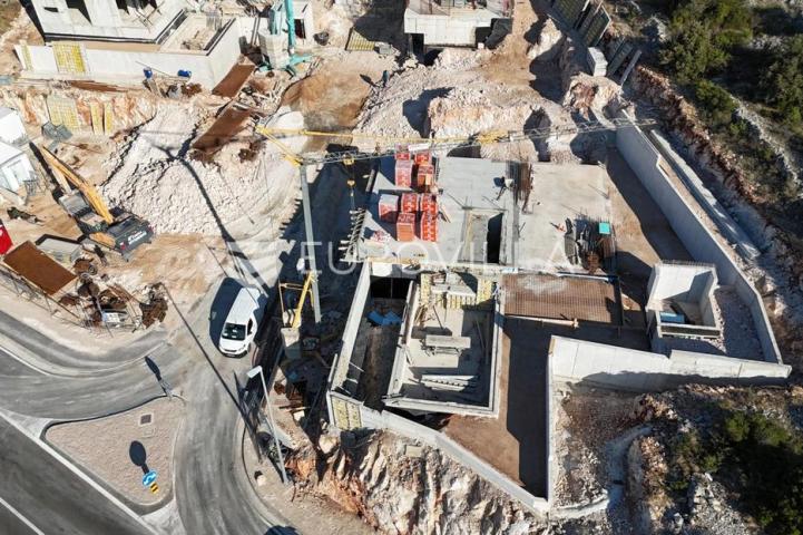 Primošten, prekrasna villa 392.07 m² s pogledom na more