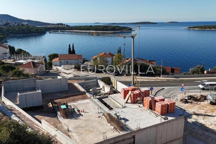 Primošten, prekrasna villa 392.07 m² s pogledom na more