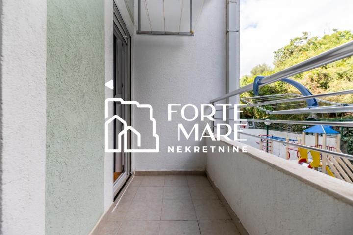 Nekretnine Crna Gora, Herceg Novi, Topla II