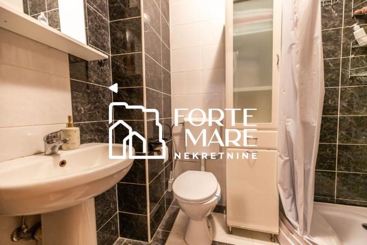 Nekretnine Crna Gora, Herceg Novi, Topla II