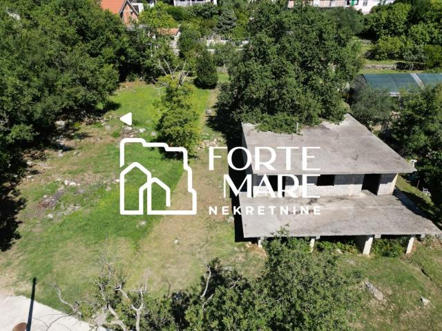 Property in Montenegro, Herceg Novi, Topla III