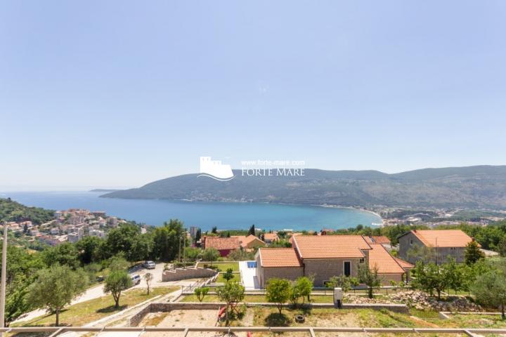 Nekretnine Crna Gora, Herceg Novi, Topla III