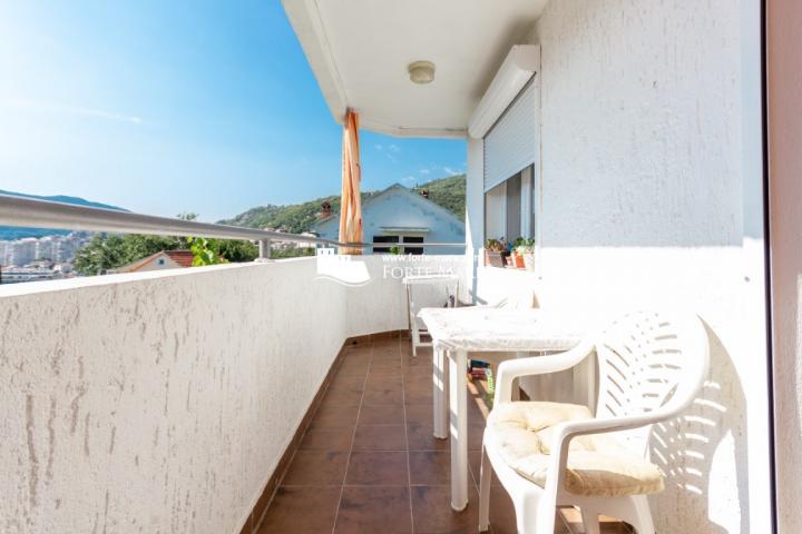 Nekretnine Crna Gora, Herceg Novi, Topla II