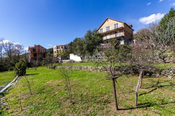 Nekretnine Crna Gora, Herceg Novi, Topla III