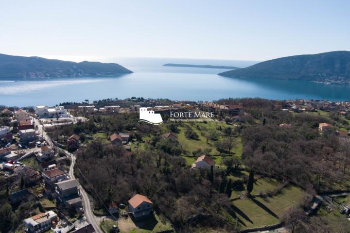 Property in Montenegro, Herceg Novi, Podi