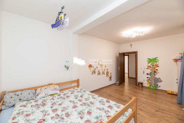 Property in Montenegro, Herceg Novi, Baosici