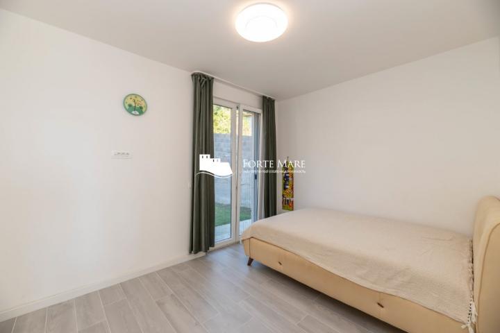 Property in Montenegro, Herceg Novi, Baosici