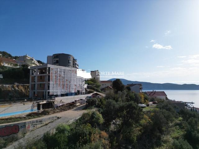 Nekretnine Crna Gora, Herceg Novi, Topla II