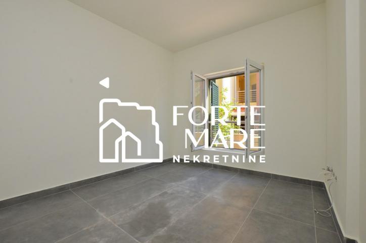 Nekretnine Crna Gora, Herceg Novi, Đenovići