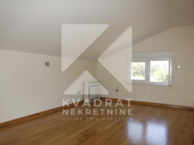 Prodaja, Kuća, Podgorica, Donji Kokoti, 250m2