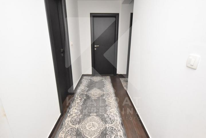 Prodaja, Kuća, Podgorica, Donja Gorica, 182m2