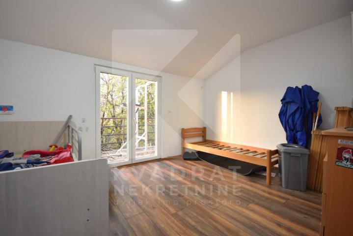 Prodaja, Kuća, Podgorica, Donja Gorica, 182m2
