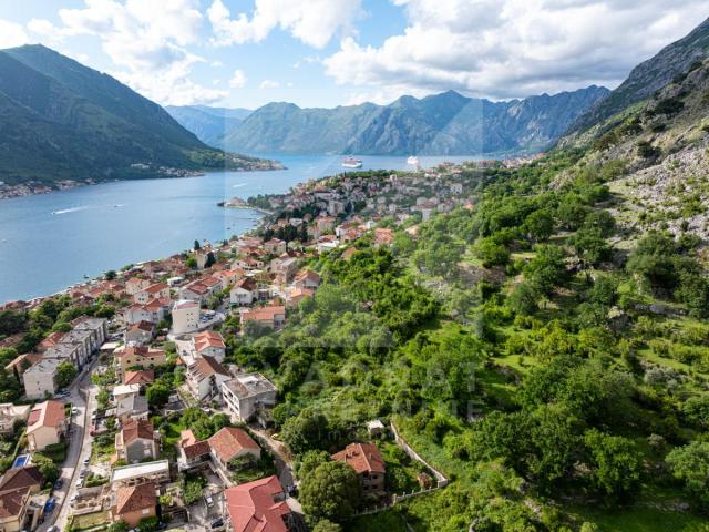 Prodaja, Zemljište, Kotor, Dobrota, 1700m2