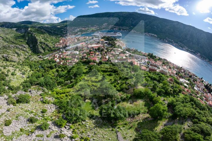 Prodaja, Zemljište, Kotor, Dobrota, 1700m2