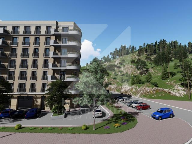 Prodaja, Četvorosoban stan, Podgorica, Ljubović, 175m2