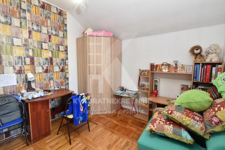 Prodaja, Kuća, Podgorica, Tološi, 500m2