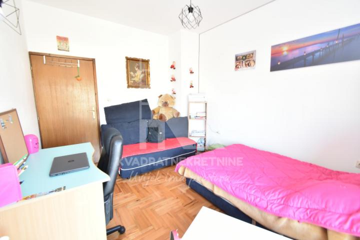 Prodaja, Kuća, Podgorica, Tološi, 500m2