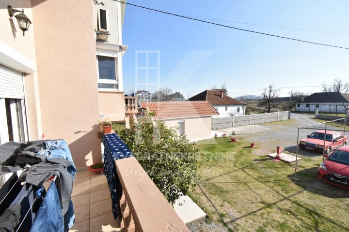 Prodaja, Kuća, Podgorica, Tološi, 500m2