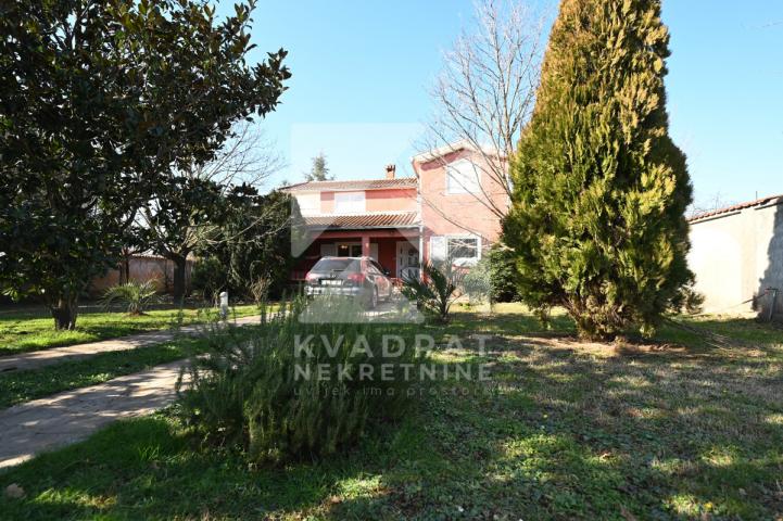 Prodaja, Kuća, Podgorica, Donja Gorica, 250m2
