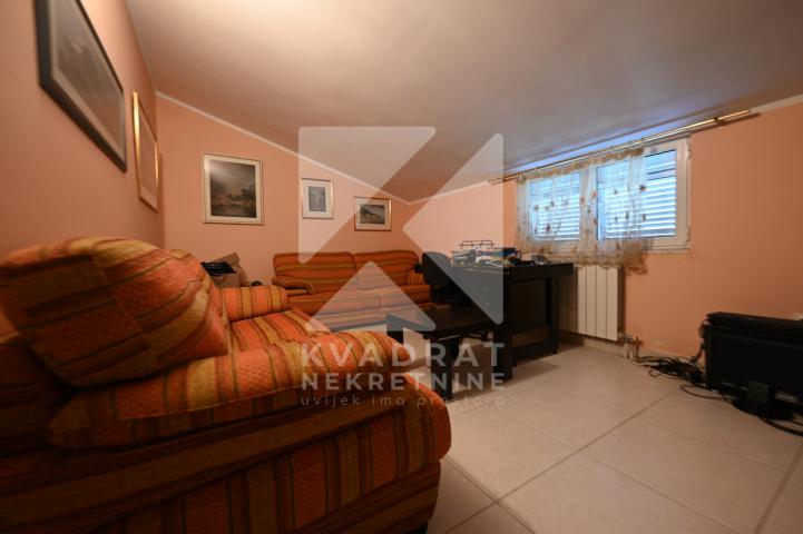 Prodaja, Kuća, Podgorica, Donja Gorica, 250m2
