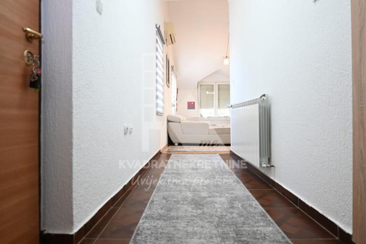 Prodaja, Dvosoban stan, Podgorica, Donja Gorica, 103m2