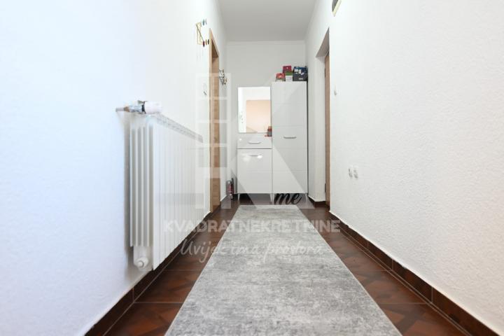 Prodaja, Dvosoban stan, Podgorica, Donja Gorica, 103m2