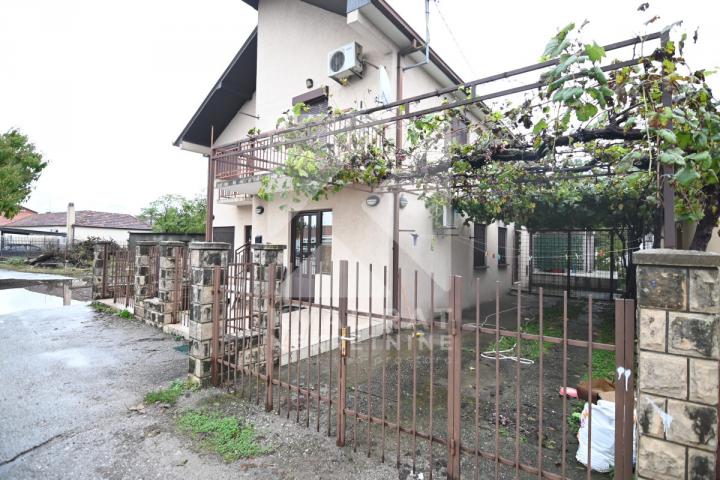 Prodaja, Kuća, Podgorica, Zabjelo, 240m2