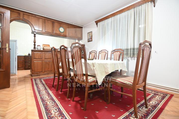 Prodaja, Kuća, Podgorica, Zabjelo, 240m2