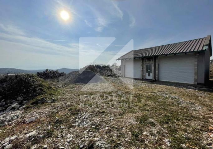 Prodaja, Kuća, Podgorica, Kuči, 626m2