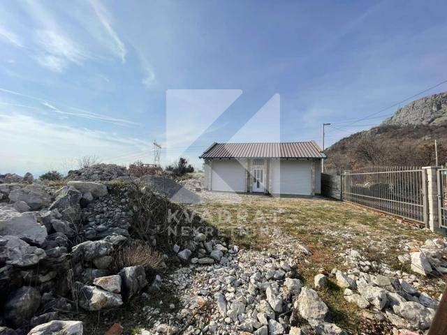 Prodaja, Kuća, Podgorica, Kuči, 626m2