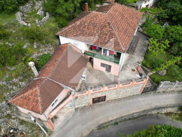 Prodaja, Kuća, Podgorica, Malo Brdo, 300m2