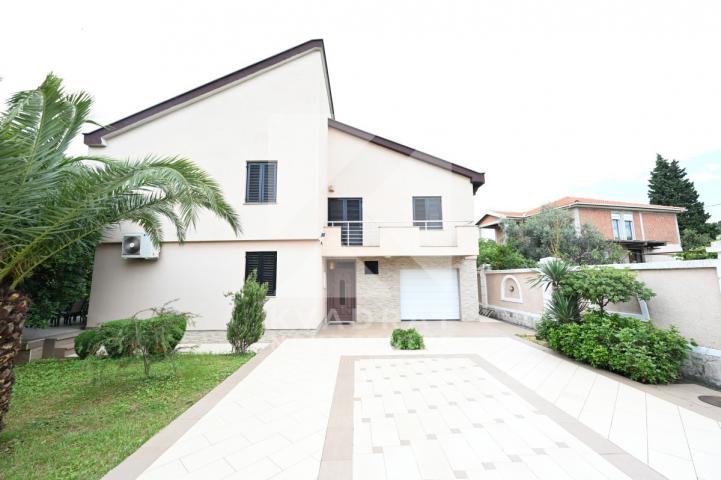 Prodaja, Kuća, Podgorica, Masline, 280m2