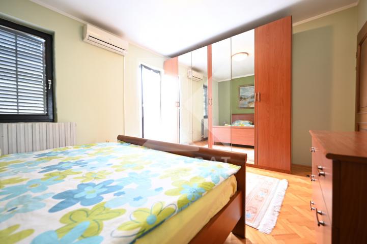 Prodaja, Kuća, Podgorica, Masline, 280m2