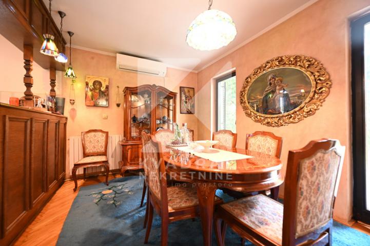 Prodaja, Kuća, Podgorica, Masline, 280m2