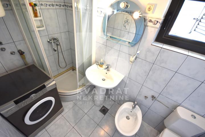 Prodaja, Kuća, Podgorica, Murtovina, 320m2