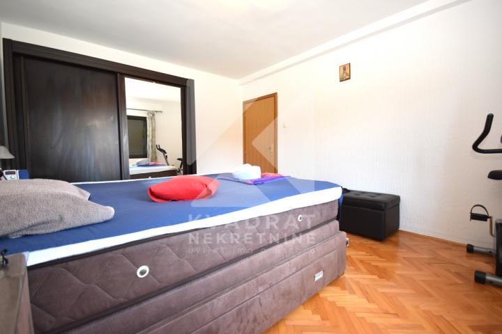 Prodaja, Kuća, Podgorica, Murtovina, 320m2