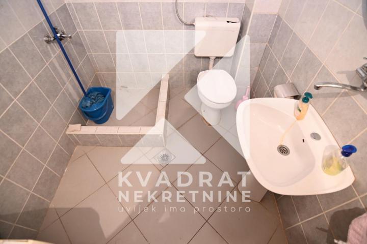 Prodaja, Kuća, Podgorica, Zlatica, 300m2