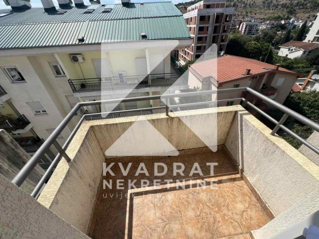 Prodaja, Trosoban stan, Podgorica, Zagorič, 94m2