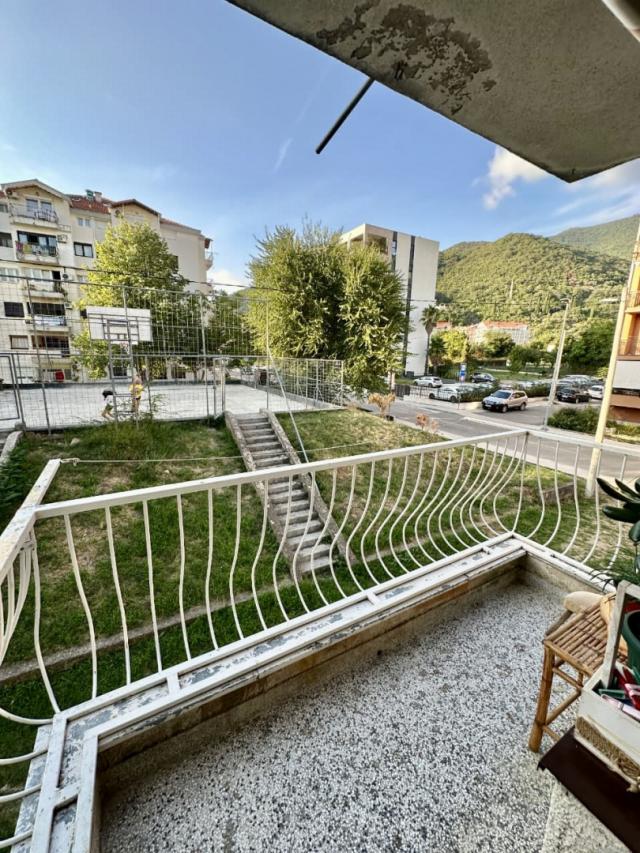 Prodaja, Stan, 80m2 , Seljanovo