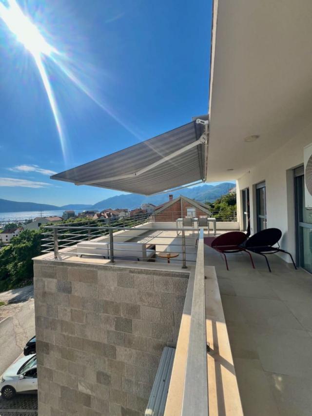 Izdavanje, Stan, 123m2 , Tivat